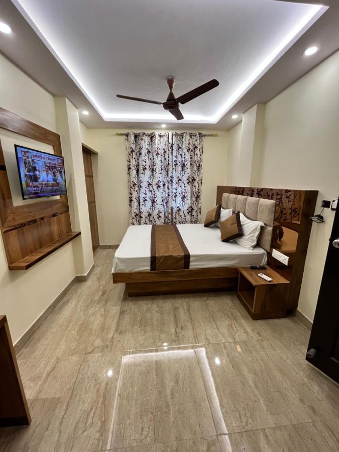Hotel Mahalaxmi deluxe New Delhi Luaran gambar